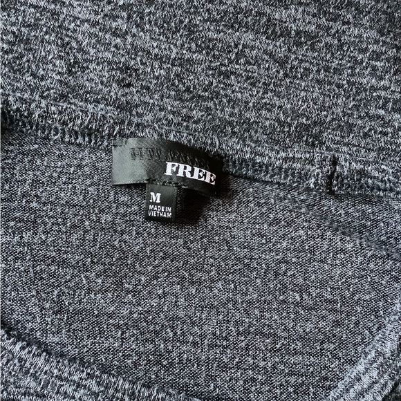 Aritzia Wilfred Free crop top - Picture 3 of 3